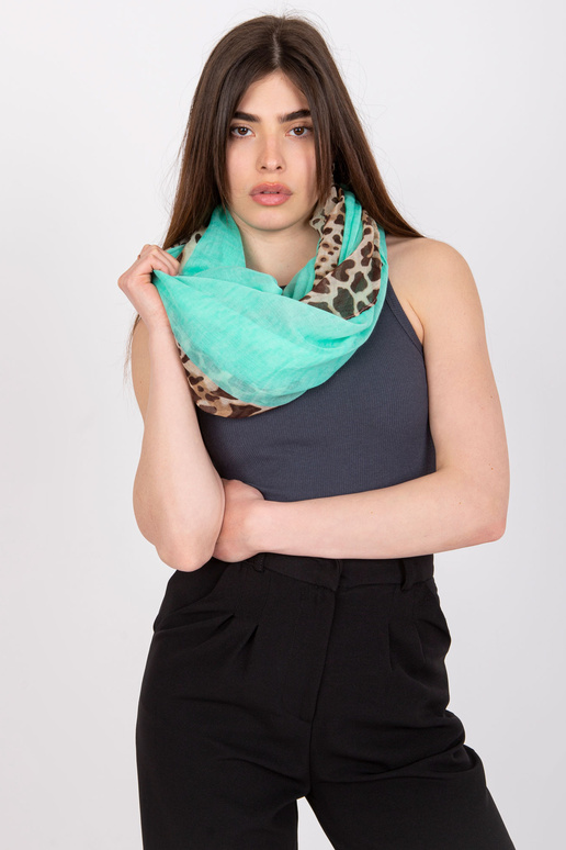 Mėtinė skara su leoperio raštu