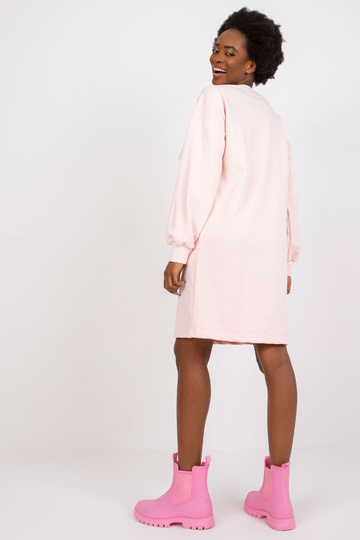 Šviesiai rožinė suknelė su...