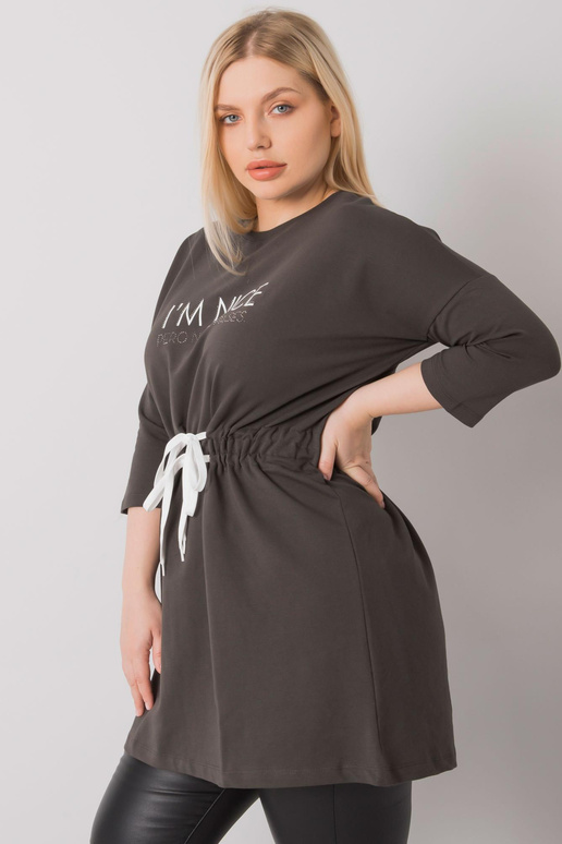 Tamsi chaki spalvos plius dydžio...