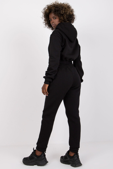 Juodas dviejų dalių dviejų... 2