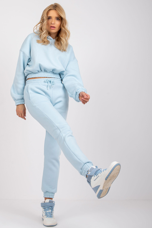 Šviesiai mėlynas dviejų dalių...