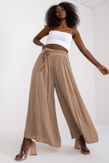 Tamsiai smėlio spalvos... 2