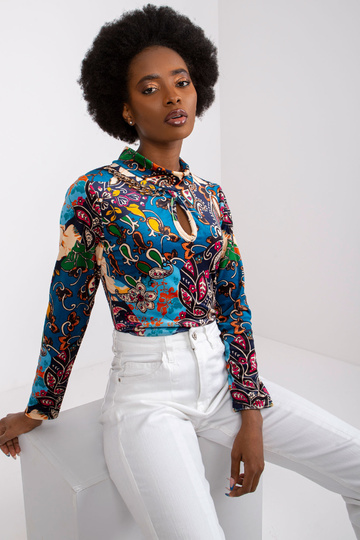 Tamsiai mėlyna raštuota...