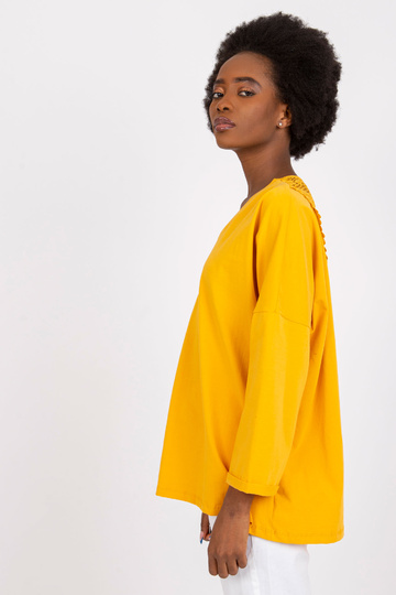 Šviesiai oranžinė palaidinė...