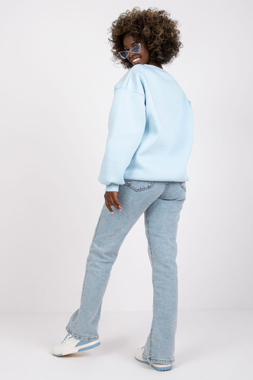 Šviesiai mėlynas megztinis...