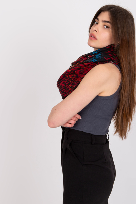 Bordo mėlynos spalvos moteriškas kaminas