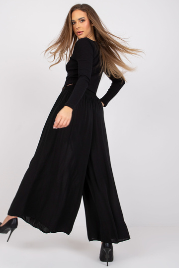 Juodos moteriškos kelnės...