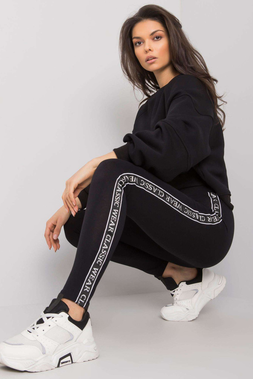 Juodi moteriški antblauzdžiai su...