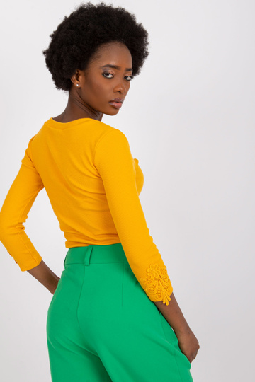 Šviesiai oranžinė dryžuota... 2