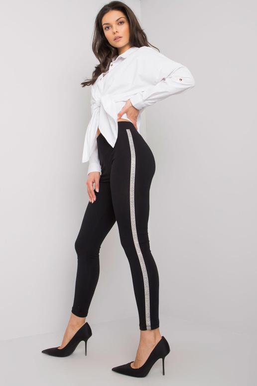 Juodi medvilniniai antblauzdžiai su...