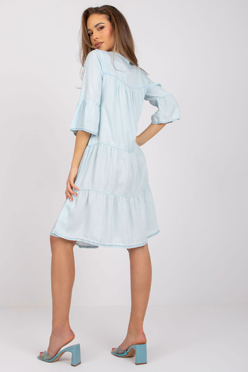 Šviesiai mėlyna suknelė iki... 2