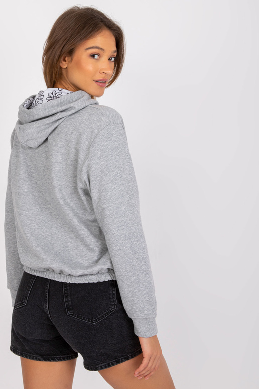 Pilki melanžiniai megztiniai su... Pilki melanžiniai megztiniai su...