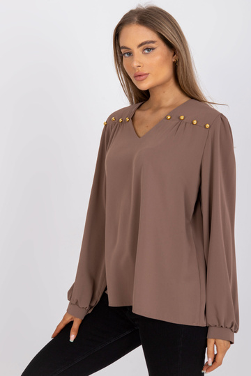 Tamsiai smėlio spalvos...