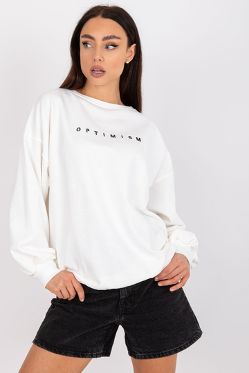 Ecru megztinis be gobtuvo...