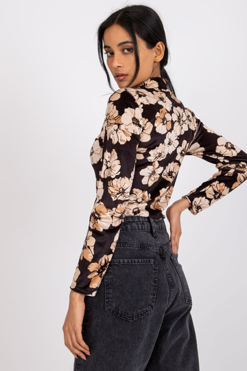 Juodos ir smėlio spalvos... 2