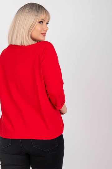 Raudona plius dydžio... 2