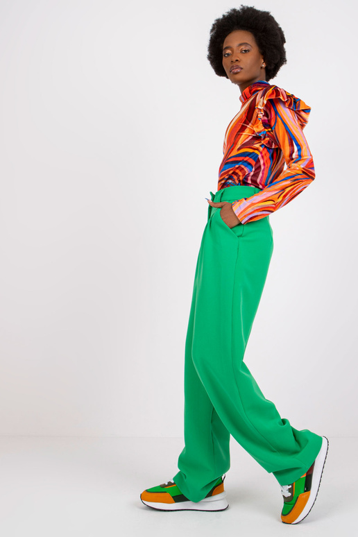 Oranžinė veliūrinė palaidinė su... Oranžinė veliūrinė palaidinė su...