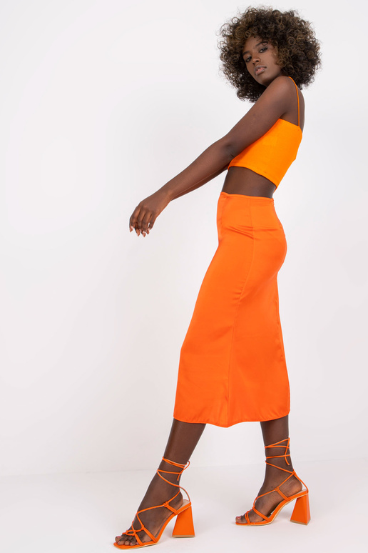 Oranžinis midi trapecijos formos...