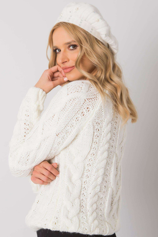 Ecru moteriška kepurė su aplikacijomis