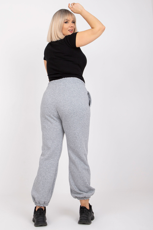 Pilkos melanžinės spalvos sportinės... Pilkos melanžinės spalvos sportinės...