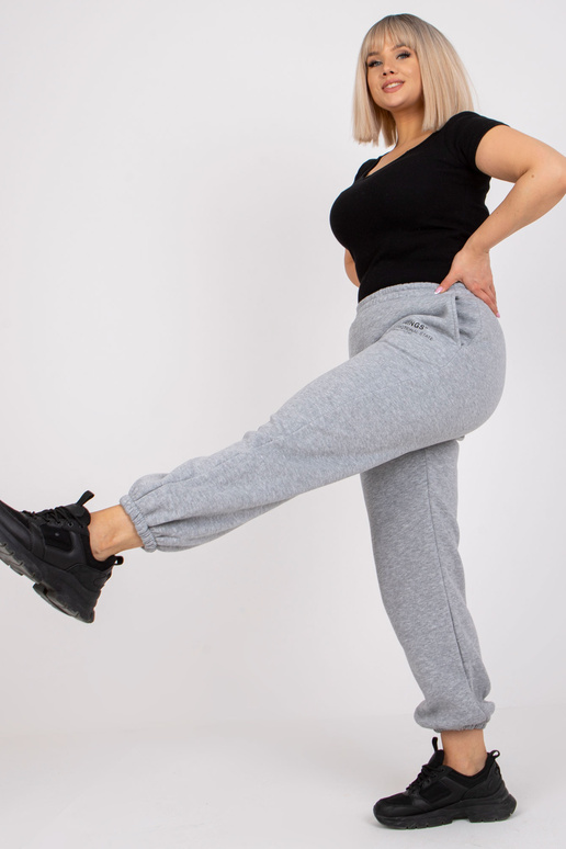 Pilkos melanžinės spalvos sportinės... Pilkos melanžinės spalvos sportinės...