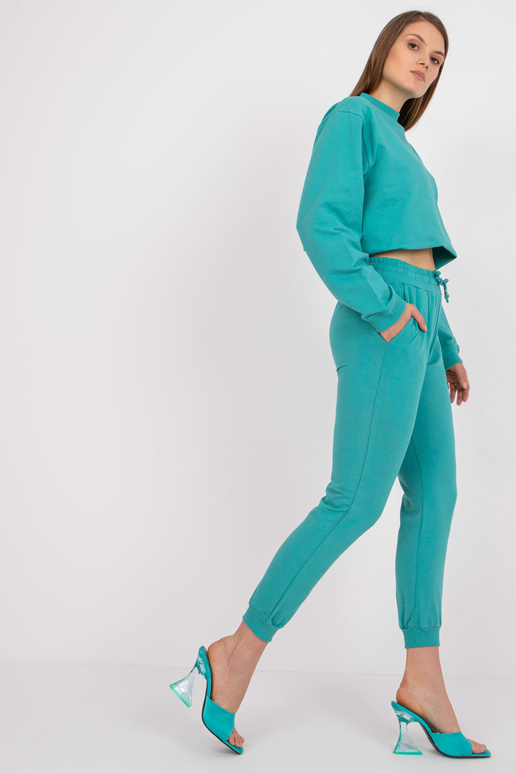 Pagrindinės turkio spalvos sportinės...