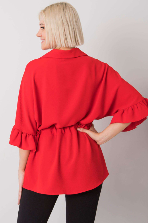 Raudona palaidinė su įrišimu Marcia... Raudona palaidinė su įrišimu Marcia...