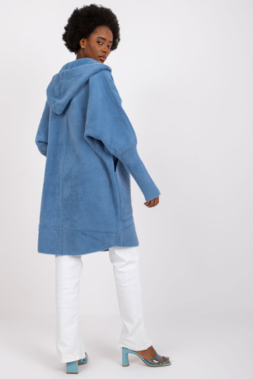 Šviesiai mėlynas alpakų...