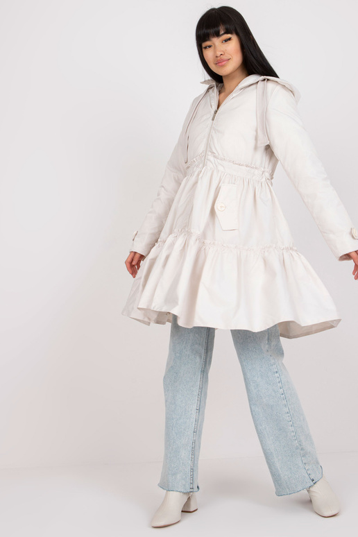 Šviesiai smėlio spalvos pūkinė... Šviesiai smėlio spalvos pūkinė...