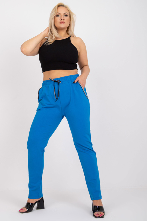 Mėlynos sportinės kelnės, plius...