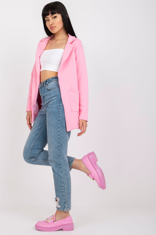 Šviesiai rožinė megztinių striukė su... Šviesiai rožinė megztinių striukė su...