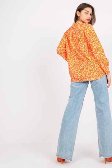 Oranžinė laisva palaidinė...