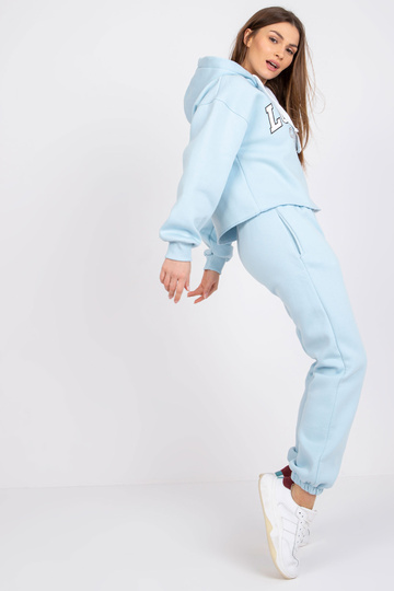 Šviesiai mėlynos spalvos... 2