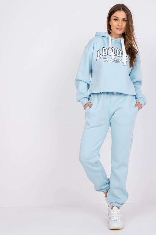 Šviesiai mėlynos spalvos sportinio...