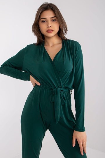 Tamsiai žalias kombinezonas... 2