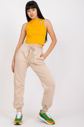 Smėlio spalvos paprastos...