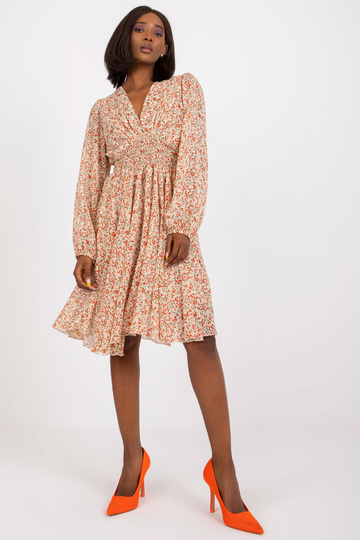 Smėlio spalvos suknelė su...