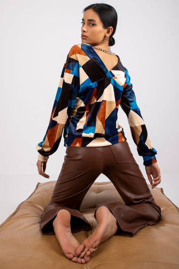 Lilianos mėlynos ir rudos...