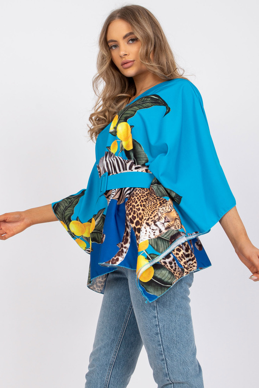 Mėlyna vieno dydžio palaidinė su... Mėlyna vieno dydžio palaidinė su...