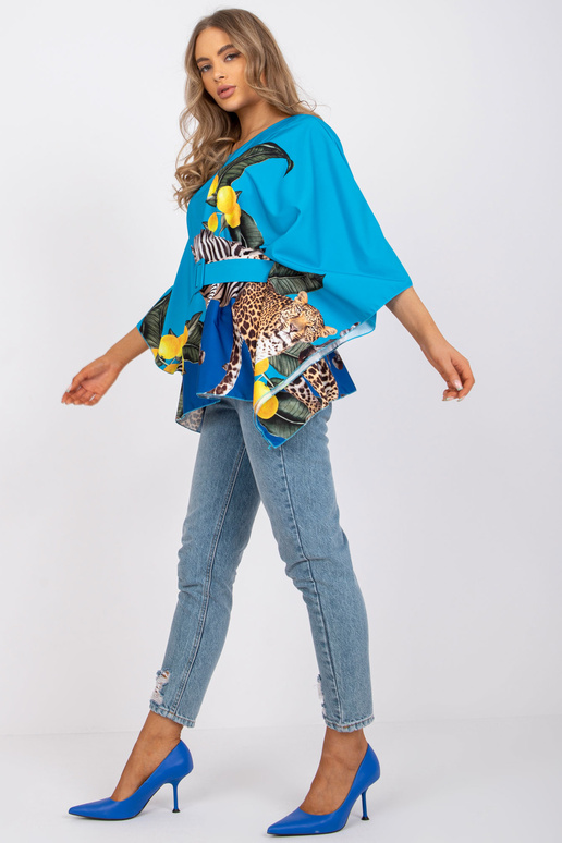 Mėlyna vieno dydžio palaidinė su... Mėlyna vieno dydžio palaidinė su...