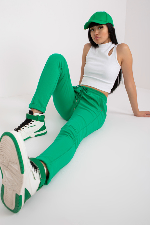 Žalios medvilnės sportinės kelnės...