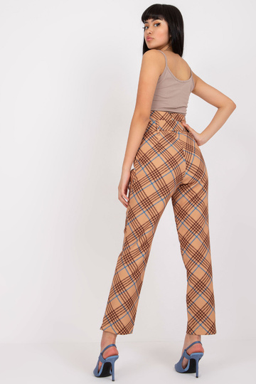 Smėlio ir mėlynos spalvos...