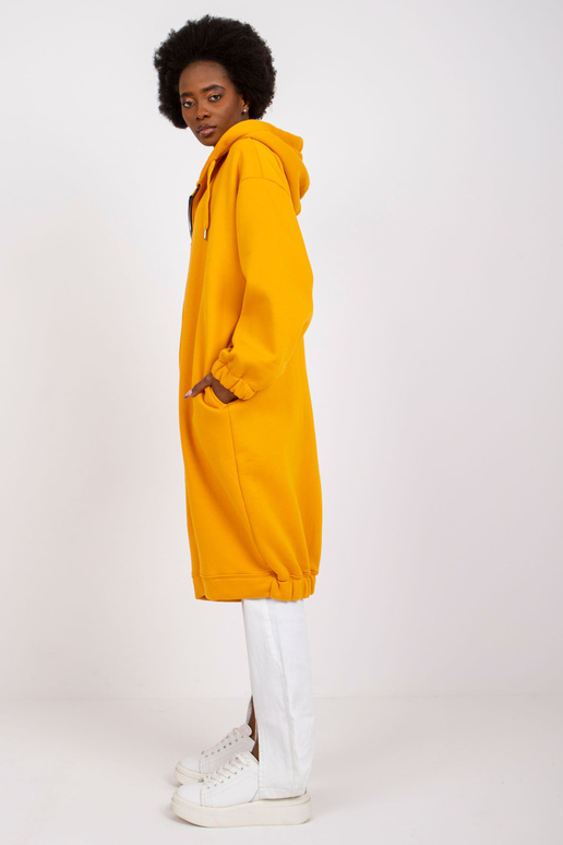 Šviesiai oranžinės spalvos ilgas... Šviesiai oranžinės spalvos ilgas...