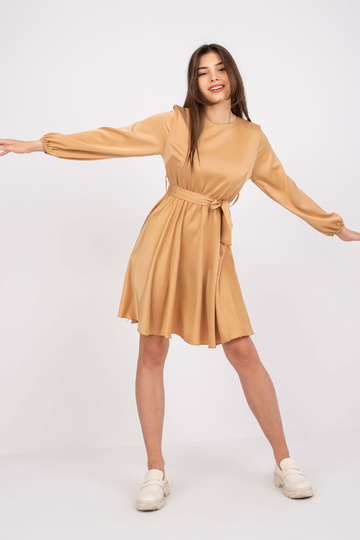 Camel erdvi Clarison...