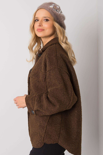 Tamsiai smėlio spalvos...