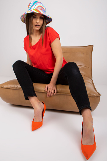 Raudona kasdienė palaidinė... 2