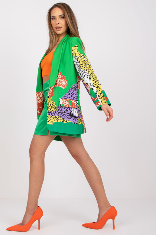 Žalias moteriškas švarkas su raštais... Žalias moteriškas švarkas su raštais...