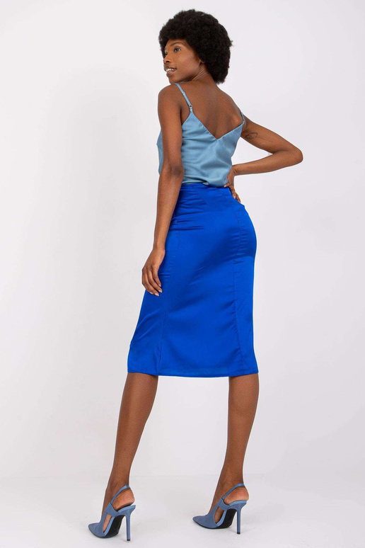 Tamsiai mėlynas trapecijos formos...