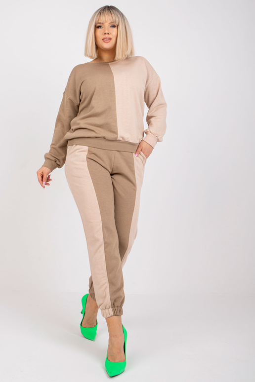 Smėlio spalvos plius dydžio sportinio...