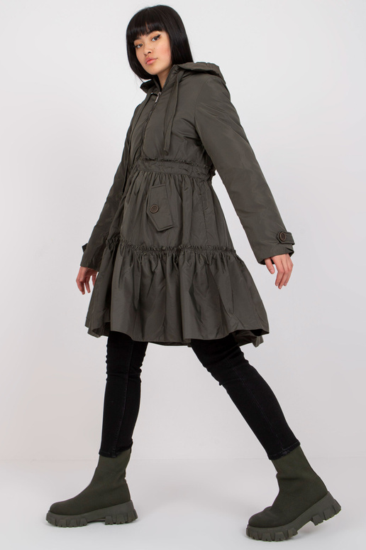 Khaki spalvos žieminė platėjanti...